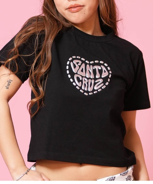 SANTA CRUZ(サンタクルーズ)の「SANTA CRUZ/サンタクルーズ 半袖 クロップドTシャツ レディース METALLIC HEART LAND SSTEE ムラサキ限定 502262435(Tシャツ/カットソー・レディース・ホワイト/ブラック/ラベンダー・L/M)」の2枚目の写真
