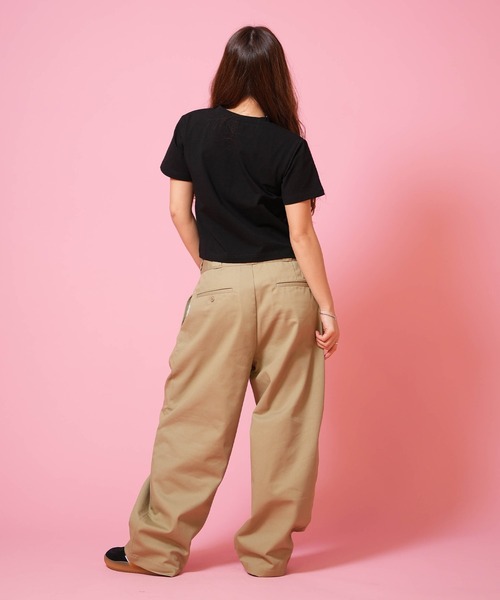 SANTA CRUZ(サンタクルーズ)の「SANTA CRUZ/サンタクルーズ 半袖 クロップドTシャツ レディース METALLIC HEART LAND SSTEE ムラサキ限定 502262435(Tシャツ/カットソー・レディース・ホワイト/ブラック/ラベンダー・L/M)」の11枚目の写真