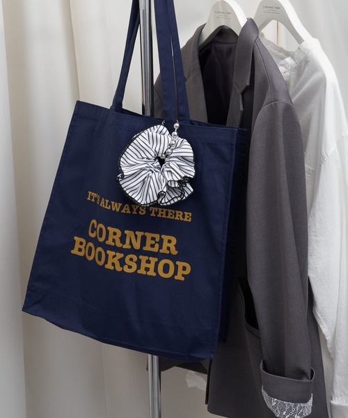 CIAOPANIC TYPY（チャオパニックティピー）の「:lilチェーン付きストライプシュシュ（キーホルダー・レディース・ブラック/ブラウン/ブルー・ONE SIZE）」の5枚目の写真