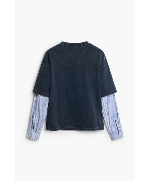 Desigual（デシグアル）の「ダメージ風加工 レイヤード グラフィックTシャツ / ストライプスリーブ（スウェット・メンズ・ブルー・S/M/L）」の2枚目の写真