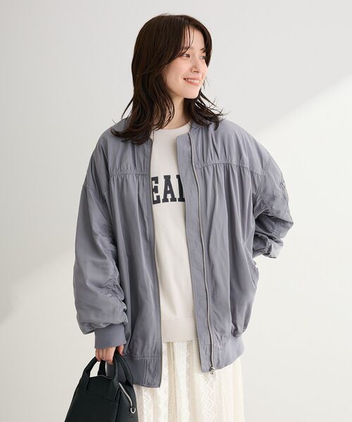 Green Parks(グリーンパークス)の「ボリュームギャザーMA-1(MA-1・レディース・グレー/ホワイト系その他2/カーキ・FREE)」の4枚目の写真