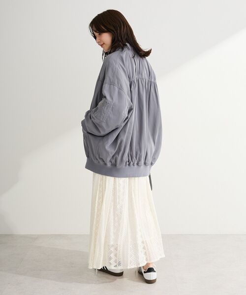 Green Parks(グリーンパークス)の「ボリュームギャザーMA-1(MA-1・レディース・グレー/ホワイト系その他2/カーキ・FREE)」の7枚目の写真