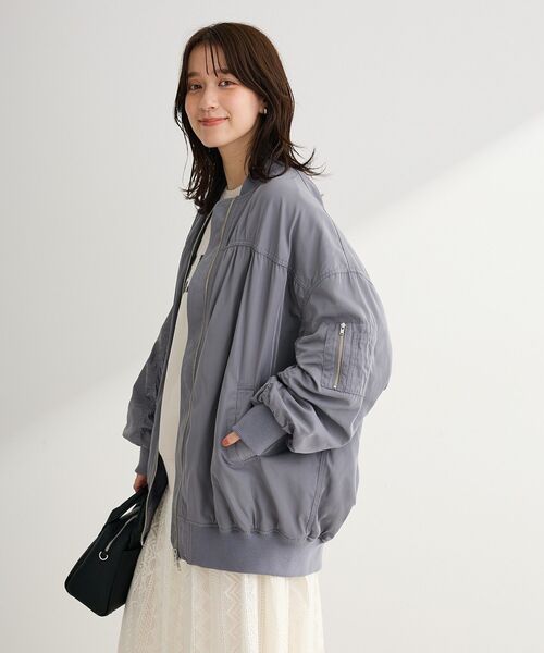 Green Parks(グリーンパークス)の「ボリュームギャザーMA-1(MA-1・レディース・グレー/ホワイト系その他2/カーキ・FREE)」の9枚目の写真