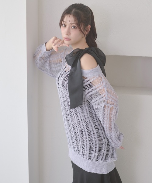 Ambre Neige(アンブルネージュ)の「shoulder ribbon set with cup camisole / ショルダーリボンセットカップツキキャミソール(キャミソール・レディース・アイボリー/ブラック・FREE)」の19枚目の写真