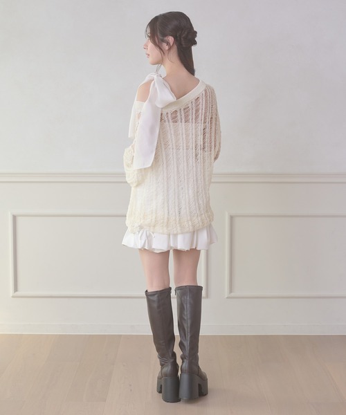 Ambre Neige(アンブルネージュ)の「shoulder ribbon set with cup camisole / ショルダーリボンセットカップツキキャミソール(キャミソール・レディース・アイボリー/ブラック・FREE)」の11枚目の写真