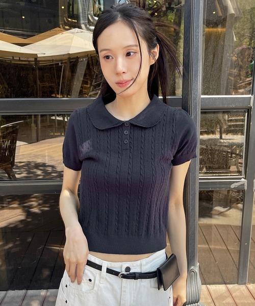 UNE MANSION(ユヌマンション)の「【好みやスタイリングに合わせて選べる豊富な6カラー展開】ラブリーラウンドカラーケーブル編み半そでスプリングニット(ニット/セーター・レディース・ネイビー/レッド/ピンク/グレー/スカイブルー/アイボリー・FREE)」の1枚目の写真