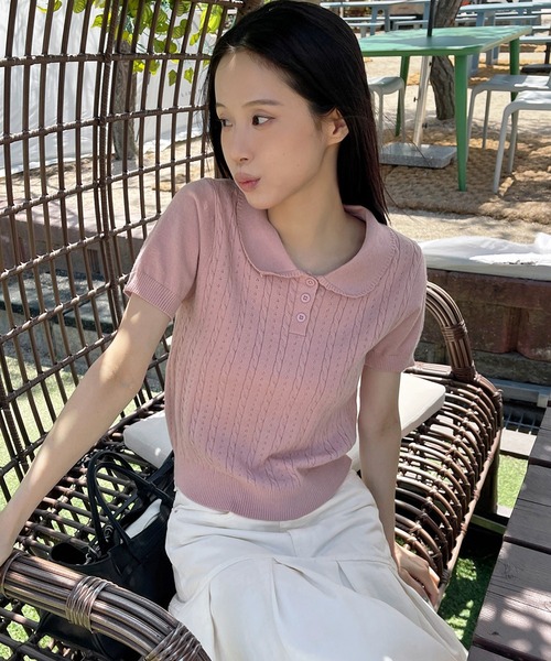 UNE MANSION(ユヌマンション)の「【好みやスタイリングに合わせて選べる豊富な6カラー展開】ラブリーラウンドカラーケーブル編み半そでスプリングニット(ニット/セーター・レディース・ネイビー/レッド/ピンク/グレー/スカイブルー/アイボリー・FREE)」の5枚目の写真