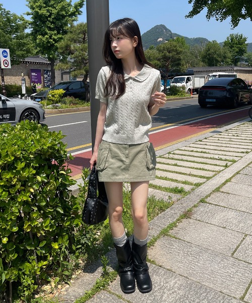 UNE MANSION(ユヌマンション)の「【好みやスタイリングに合わせて選べる豊富な6カラー展開】ラブリーラウンドカラーケーブル編み半そでスプリングニット(ニット/セーター・レディース・ネイビー/レッド/ピンク/グレー/スカイブルー/アイボリー・FREE)」の8枚目の写真