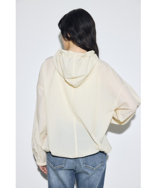 AZUL by moussy(アズールバイマウジー)の「ナイロンアノラックパーカー(ブルゾン・レディース・アイボリー/ブラック/ミント・FREE)」の7枚目の写真