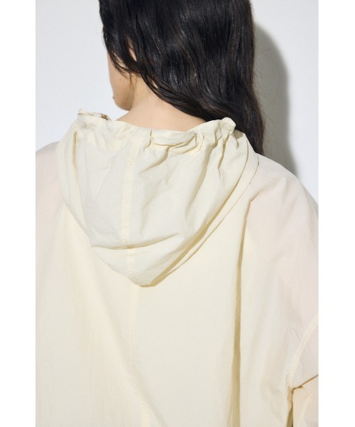AZUL by moussy(アズールバイマウジー)の「ナイロンアノラックパーカー(ブルゾン・レディース・アイボリー/ブラック/ミント・FREE)」の10枚目の写真