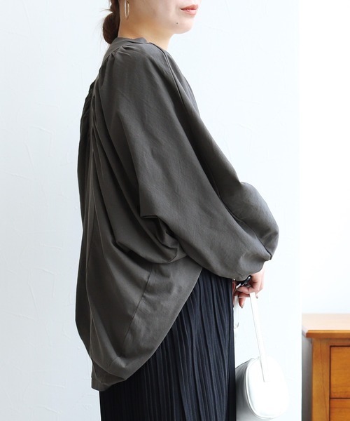 reca(レカ)の「ドルマンボレロカットカーデ(カーディガン/ボレロ・レディース・チャコールグレー/ブラック・M-L)」の11枚目の写真