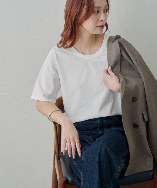 DISCOAT(ディスコート)の「【Noka / 接触冷感】Uネック半袖Tシャツ(Tシャツ/カットソー・レディース・ブラウン/オフホワイト/ブラック・FREE)」の6枚目の写真