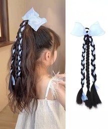 MAISON SELECT（メゾンセレクト）の「2C41-KR シアーリボン付 三つ編みエクステ付き ヘアゴム ポニーテールヘア（ヘアゴム）」