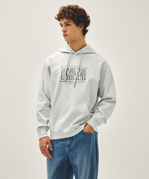 MARITHE + FRANCOIS GIRBAUD(マリテフランソワジルボー)の「CLASSIC LOGO EMBROIDERY HOODIE(パーカー・レディース・ヘザーグレー/ネイビー/オリーブ/ブラック×ブラック・X-LARGE/LARGE/MEDIUM/SMALL)」の5枚目の写真