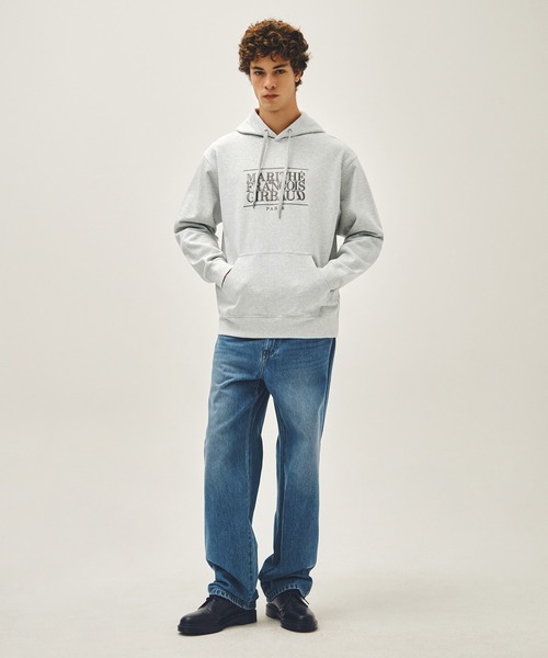 MARITHE + FRANCOIS GIRBAUD(マリテフランソワジルボー)の「CLASSIC LOGO EMBROIDERY HOODIE(パーカー・レディース・ヘザーグレー/ネイビー/オリーブ/ブラック×ブラック・X-LARGE/LARGE/MEDIUM/SMALL)」の6枚目の写真