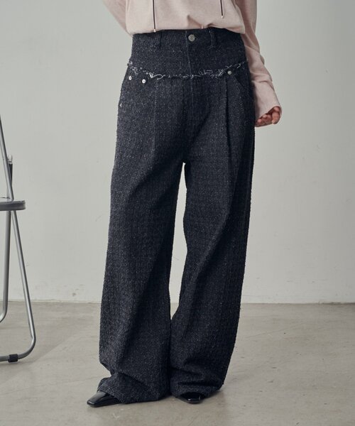 goocy（グーシー）の「【セットアップ対応】クラッシュデニム切替タックパンツ（デニムパンツ・レディース・ブラック/ブルー・MEDIUM/SMALL）」の3枚目の写真