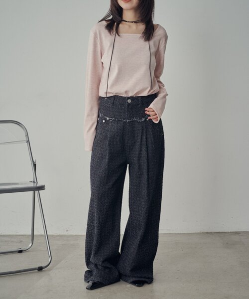 goocy（グーシー）の「【セットアップ対応】クラッシュデニム切替タックパンツ（デニムパンツ・レディース・ブラック/ブルー・MEDIUM/SMALL）」の4枚目の写真