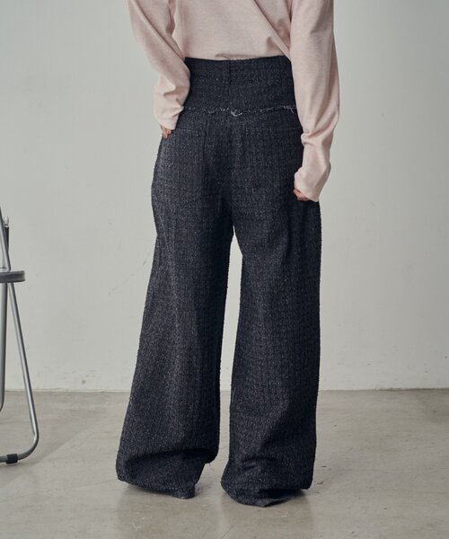 goocy（グーシー）の「【セットアップ対応】クラッシュデニム切替タックパンツ（デニムパンツ・レディース・ブラック/ブルー・MEDIUM/SMALL）」の5枚目の写真