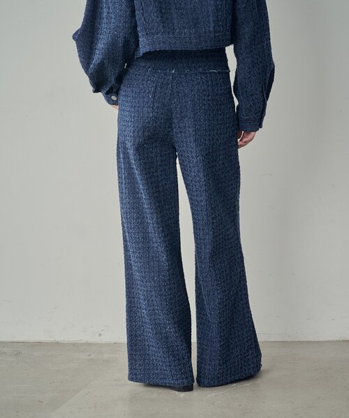 goocy（グーシー）の「【セットアップ対応】クラッシュデニム切替タックパンツ（デニムパンツ・レディース・ブラック/ブルー・MEDIUM/SMALL）」の12枚目の写真