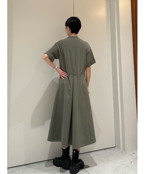 ESTNATION(エストネーション)の「ESTNATION / フレアフォルム コンビニットワンピース(ワンピース・レディース・ネイビー/オリーブ・FREE)」の19枚目の写真