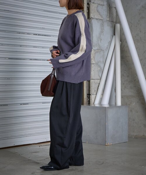 goocy（グーシー）の「カシミヤタッチ配色プルオーバー（ニット/セーター・レディース・チャコールグレー/アイボリー・FREE）」の5枚目の写真