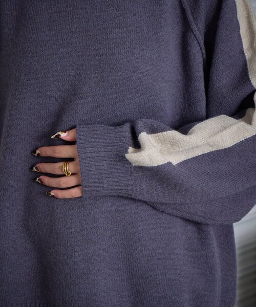 goocy（グーシー）の「カシミヤタッチ配色プルオーバー（ニット/セーター・レディース・チャコールグレー/アイボリー・FREE）」の14枚目の写真