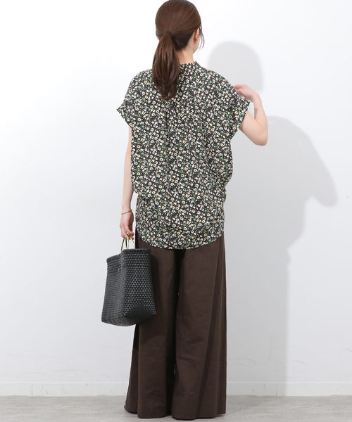 JOURNAL STANDARD relume(ジャーナルスタンダード レリューム)の「フラワープリントフレンチスリーブブラウス(シャツ/ブラウス・レディース・イエロー/グリーン・FREE)」の5枚目の写真