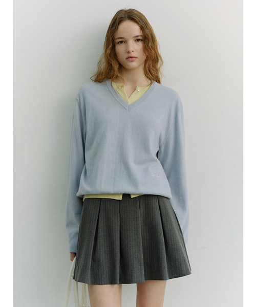 DUNST(ダンスト)の「PLEATS MINI SKIRT_UDSK6A202_GREY STRIPE(スカート・レディース・グレー・SMALL/MEDIUM/LARGE)」の2枚目の写真