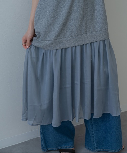 refinedworks(リファインドワークス)の「【refinedworks】裾シフォン の 異素材 ドッキング 半袖 ワンピース(ワンピース・レディース・グレー/ブラック・FREE)」の10枚目の写真