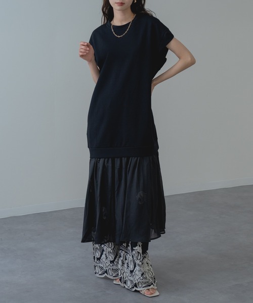 refinedworks(リファインドワークス)の「【refinedworks】裾シフォン の 異素材 ドッキング 半袖 ワンピース(ワンピース・レディース・グレー/ブラック・FREE)」の3枚目の写真