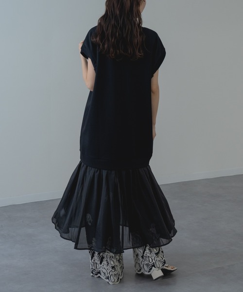 refinedworks(リファインドワークス)の「【refinedworks】裾シフォン の 異素材 ドッキング 半袖 ワンピース(ワンピース・レディース・グレー/ブラック・FREE)」の12枚目の写真