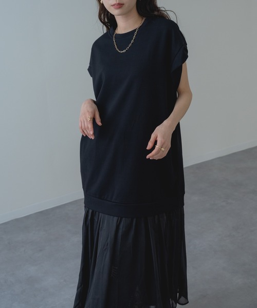 refinedworks(リファインドワークス)の「【refinedworks】裾シフォン の 異素材 ドッキング 半袖 ワンピース(ワンピース・レディース・グレー/ブラック・FREE)」の5枚目の写真