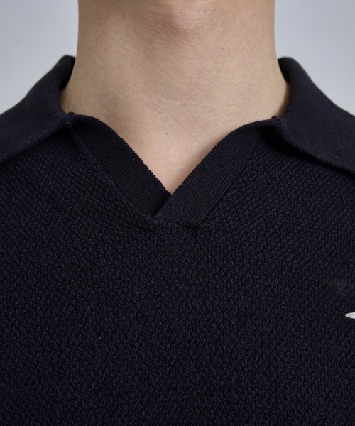 THE CLE(ザクレ)の「KNIT POLO SHIRT / ニットポロシャツ(ポロシャツ・メンズ・ブラック/ライトグレー・1/2)」の6枚目の写真