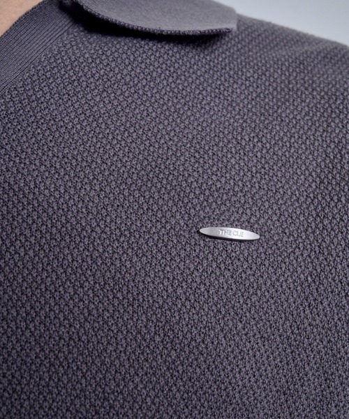 THE CLE(ザクレ)の「KNIT POLO SHIRT / ニットポロシャツ(ポロシャツ・メンズ・ブラック/ライトグレー・1/2)」の10枚目の写真