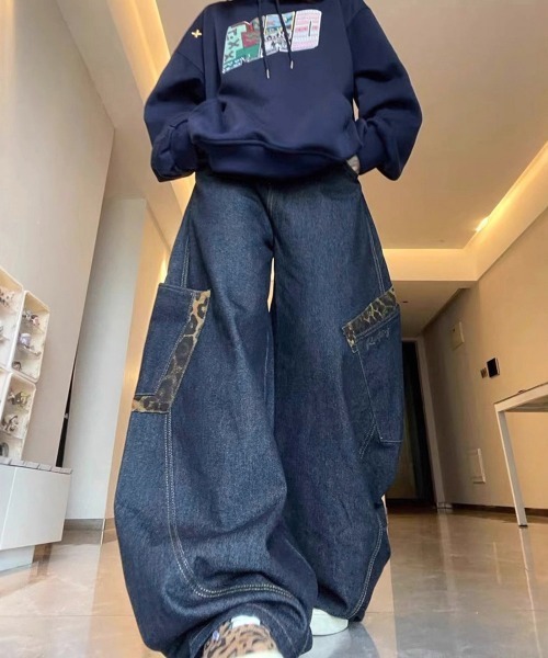 Miniministore(ミニミニストア)の「デニムカーブパンツ レオパード柄ポケット(デニムパンツ・レディース・ネイビー/インディゴブルー・M/S/L)」の8枚目の写真