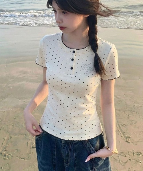 ViViDAY(ビビデー)の「ラインストーン英字ロゴ ドット柄tシャツ(Tシャツ/カットソー・レディース・ホワイト・M)」の15枚目の写真