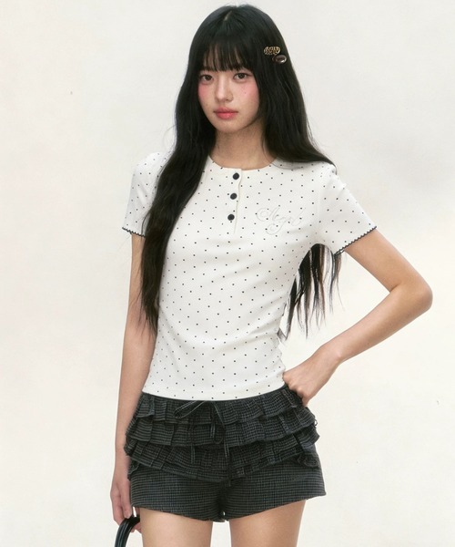 ViViDAY(ビビデー)の「ラインストーン英字ロゴ ドット柄tシャツ(Tシャツ/カットソー・レディース・ホワイト・M)」の11枚目の写真