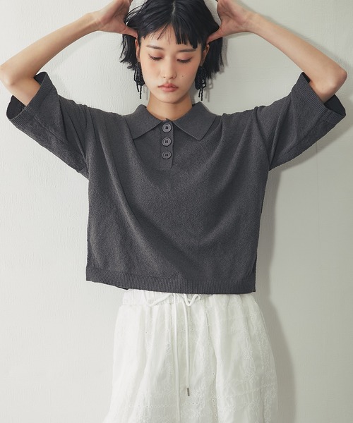 ANOTHER S(アナザーエス)の「ループヤーン ハーフ釦 5分袖 プルオーバー(Tシャツ/カットソー・レディース・ピンク/チャコールグレー/サックスブルー・FREE)」の1枚目の写真