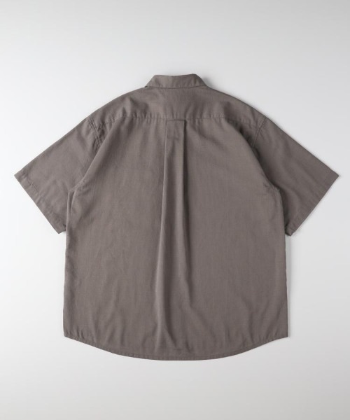 BACK NUMBER(バックナンバー)の「【BACK NUMBER】カラミ織り半袖シャツ (無地 / レギュラーカラー / アメカジ / 夏服 / 通気性 / 涼感 / ゆったり / 羽織り / メンズ)(シャツ/ブラウス・メンズ・ブラウン/ブルー/ライトブラウン・M/L/XL/S)」の16枚目の写真