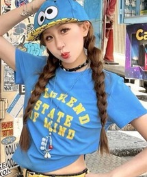 ドーパミンブルーとイエローの配色アルファベットプリント半袖Tシャツ