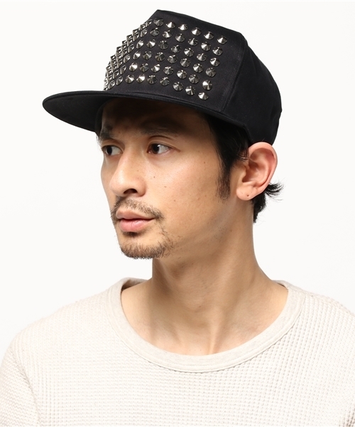 NO ID.（ノーアイディ）の「スタッズCAP（キャップ・メンズ・ブラック/ゴールド/シルバー・ONE SIZE）」の4枚目の写真
