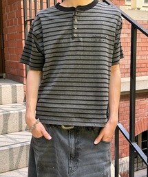 kutir(Mens)�i�N�e�B�[���i�����Y�j�j�́uASSORTED HENLEY NECK SILVER BUTTON TEE�^�A�\�[�g�w�����[�l�b�N�V���o�[�{�^��TEE�iT�V���c/�J�b�g�\�[�j�v