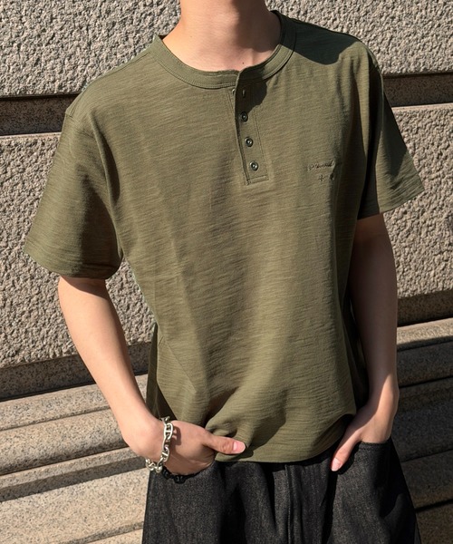kutir(クティール)の「ASSORTED HENLEY NECK SILVER BUTTON TEE/アソートヘンリーネックシルバーボタンTEE(Tシャツ/カットソー・メンズ・ブラック/ネイビー/グレー/カーキ/杢グレー/ボルドー・LARGE/MEDIUM)」の17枚目の写真