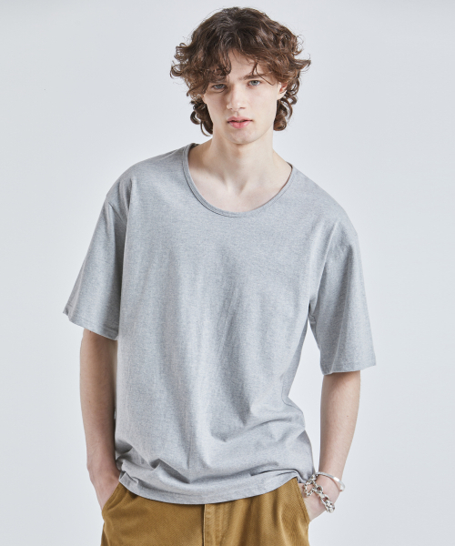 VTWO(ブイツー)の「ウォッシュドUネックTシャツ (グレー)(Tシャツ/カットソー・メンズ・その他・LARGE/MEDIUM)」の1枚目の写真