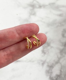 YU-KA:クロスデザインスタッドピアス Cross design stud earrings