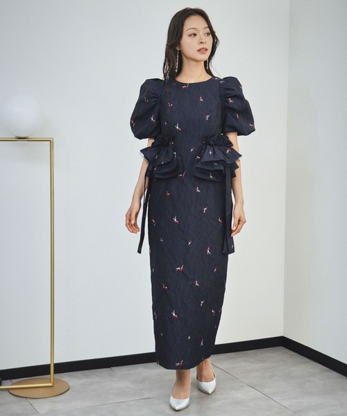 girl（ガール）の「《新色追加》ブロッサムフリルドレス フラワー刺繍 ジャガード パフスリーブ Iライン 結婚式 ワンピース パーティードレス オケージョンドレス お呼ばれ 二次会 成人式 同窓会 謝恩会《着用動画あり》（ドレス・レディース・ブラック/ネイビー/ベージュ/ブラウン・L/M/S）」の14枚目の写真