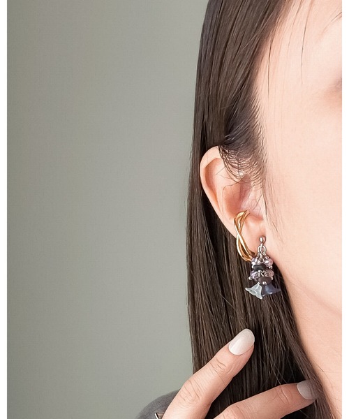 tone(トーン)の「【Mian.invitation】儚い色を映した花モチーフピアス|儚彩(MA)(ピアス(両耳用)・レディース・シルバー・FREE)」の9枚目の写真