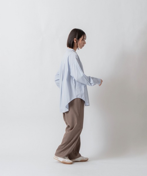 Kelen(ケレン)の「「KELEN / ケレン」タックデザインブラウス(シャツ/ブラウス・レディース・ライトブルー/チャコールグレー/ライトベージュ・S/M)」の15枚目の写真