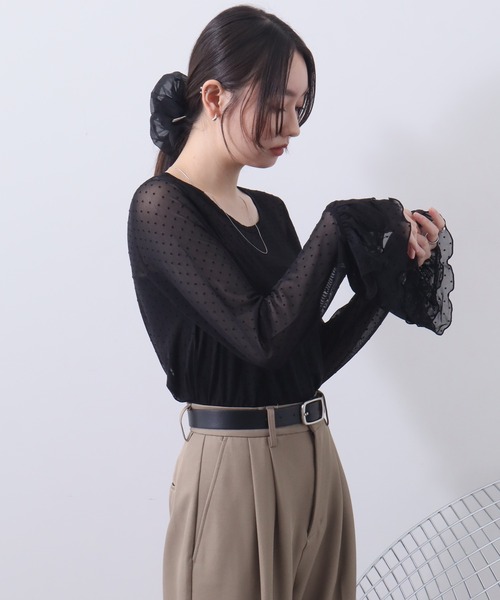 NOGLE（ノグル）の「【NOGLE/ノグル】チュールドットフリルスリーブロンT（Tシャツ/カットソー・レディース・ホワイト/グレー/ブラック/アイボリー・FREE）」の12枚目の写真