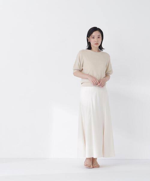 NATURAL BEAUTY BASIC(ナチュラルビューティーベーシック)の「パールネックプルオーバー(ニット/セーター・レディース・ネイビー/ピンク/ベージュ・フリ-)」の5枚目の写真